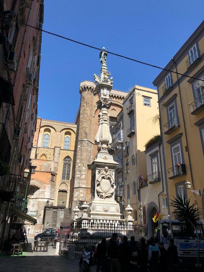 La Casina Di Lia In Via Dei Tribunali Neapel Exterior foto